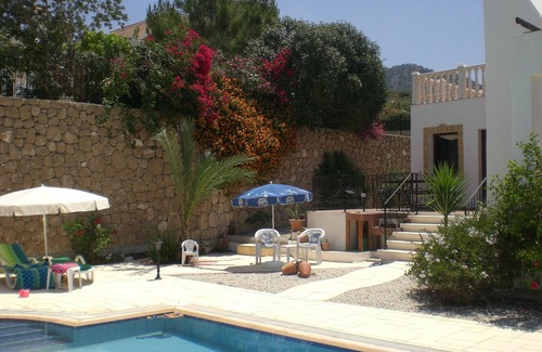 Bahceli Villa | Peaceful Located in the Foothills of the Mountains,10 Minute Walk from the Beach