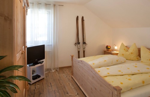 Ebratshofen Apartment | Peaceful luxury holiday home in a great environment!
