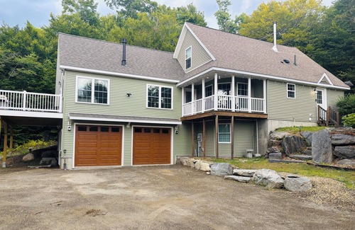 Kingfield House | Peaceful Maine Home with Mountain Views