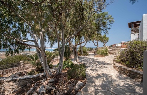 Glisidia Villa | Peaceful Marble Artist's Villa with Private Pool and wonderful Sunset Views