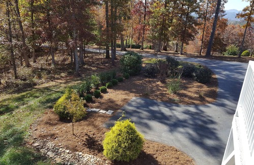 Weaverville House | Peaceful Mountain Home. Near Downtown Asheville. Best Views. All New Everything!