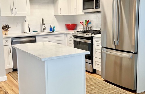 Brentwood-Darlington House | Peaceful, newly renovated home away from home