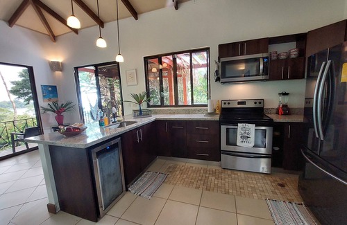 Dominicalito Villa | Peaceful Ocean View Villa - ocean and jungle views. walk to beach and waterfall