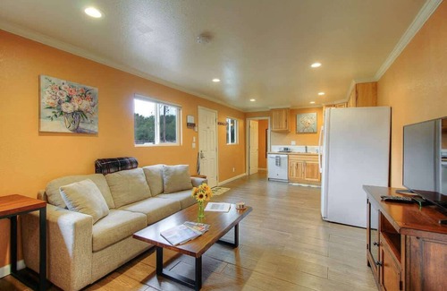 Healdsburg House | Peaceful place for traveling nurses!