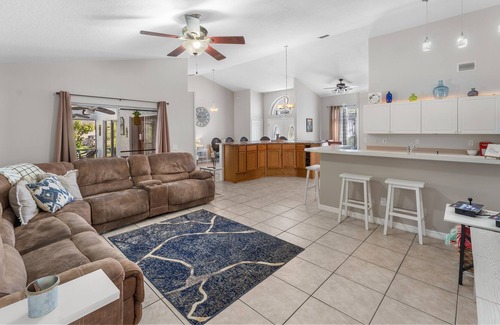 Rockledge House | Peaceful Pool Paradise