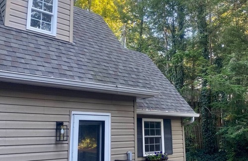 Knoxville House | Peaceful Private Guesthouse 5min UT + 7min DT
