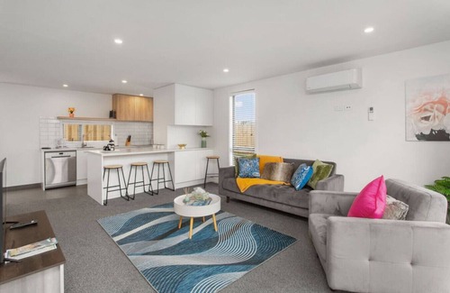 Linwood Apartment | Peaceful Private Oasis 2bdrm 2bthrm Free Parking