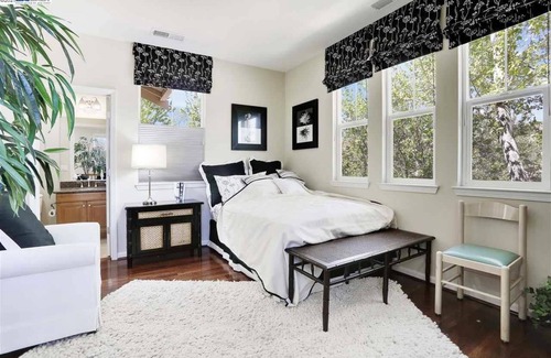 Tracy House | Peaceful Relaxing Prv Guestsuite w/Own Entrance