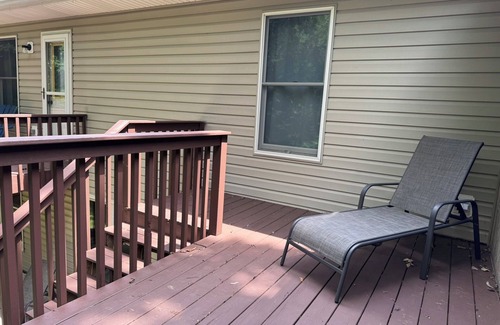 Columbia House | Peaceful retreat close to the trail in SW Columbia