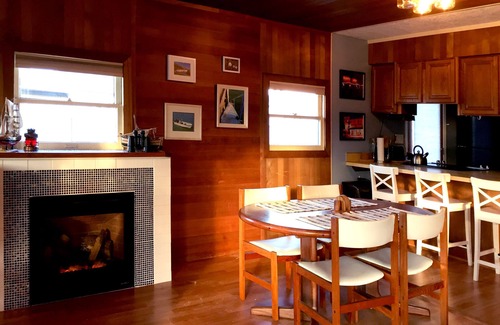 Hayden Island Boat Rental | Peaceful Retreat on the Columbia in the Heart of the Portland Vancouver Area