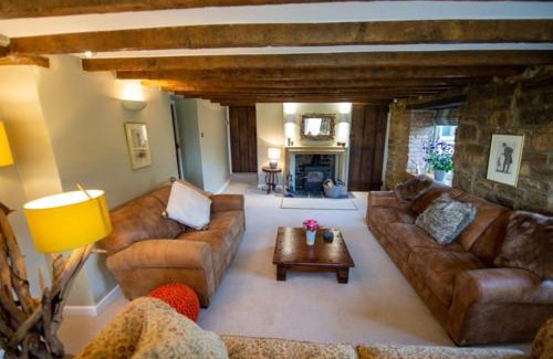 Langport House | Peaceful Riverside Five Bed Cottage in Somerset