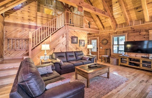 Banner Elk House | Peaceful Rocky Creek Cabin with Hot Tub and Views!