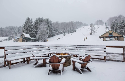 Craneridge Ski Chalet | Peaceful, Rustic Chalet in the Woods; the Heart of Ski, Bike, and Hike country.