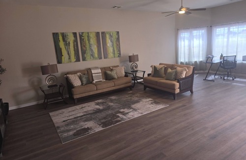 Pahrump House | Peaceful Serene Desert Retreat 3-Bedroom, 2-bath in Pahrump, NV with amenities
