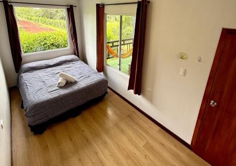 Bellavista House | Peaceful & Spacious Home, Near transport & store