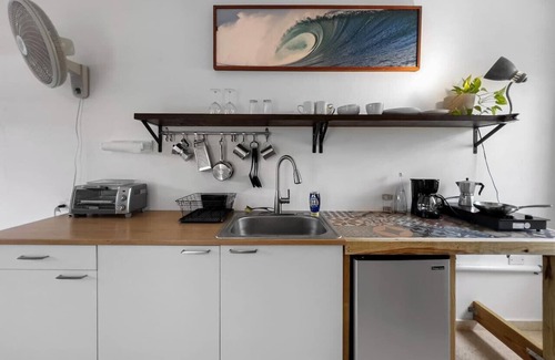 Membrillo Apartment | Peaceful Studio by the Ocean in Camuy
