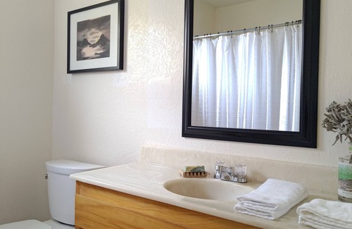 Arden-Arcade Apartment | Peaceful Studio with Easy Access to Downtown and Foothills