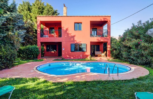 Pendamodi Villa | Peaceful two storey villa with traditional aesthetics