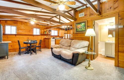 Warne House | Peaceful Warne Cabin Fenced Yard and Screened Porch