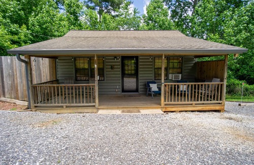Helen Cabin | Peaceful wooded setting - Short Walk to Downtown! New Hot Tub and Roku tv.