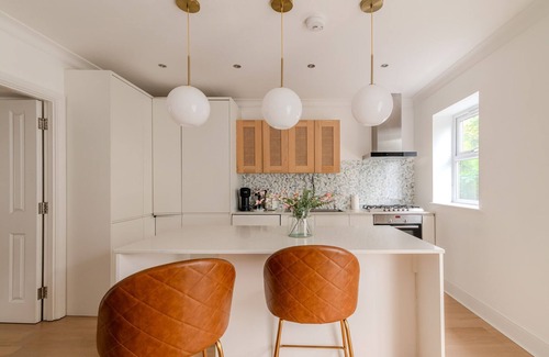 Dulwich Apartment | Peacefully set 2BR Apt near Beautiful Dulwich Park