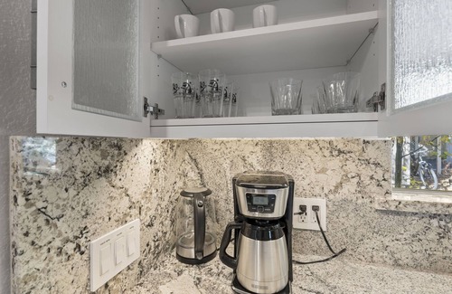 Incline Village Condo | Peak Comfort in North Tahoe! Elevate Your Stay with Our Premium Retreat.