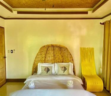 San Vicente Bed & Breakfast | Peak View Resort