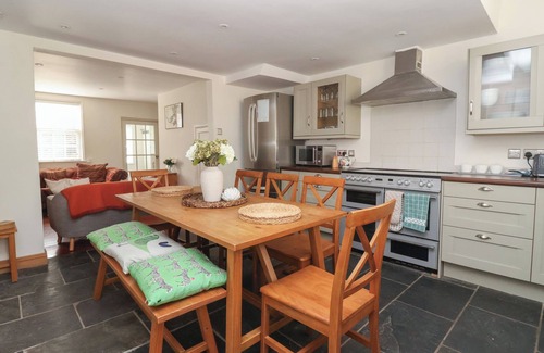 Great Ouseburn Cottage | PEAR TREE COTTAGE, pet friendly, with open fire in Great Ouseburn