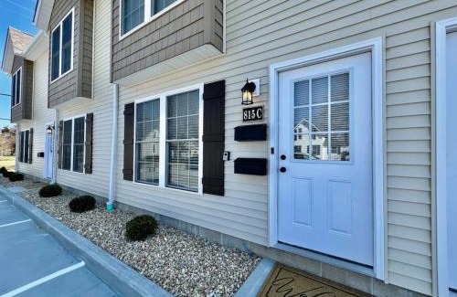 Batesville Apartment | Pearl of a new construction home Batesville, IN