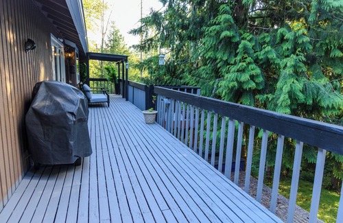 Sammamish House | Pearl on the Ridge,Hot Tub,Sauna,Game Room,EV, Groups,lake,downtown,falls,skiing