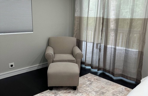 Sammamish House | Pearl on the Ridge,Hot Tub,Sauna,Game Room,EV, Groups,lake,downtown,falls,skiing