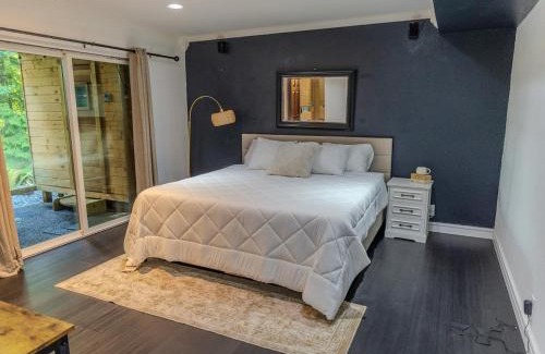 Sammamish House | Pearl on the ridge sauna,hot tub,game room,groups