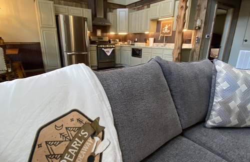 Greenbrier Cabin | Pearl's Hideaway -Cadron Creek