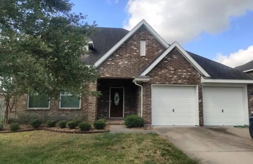 Pearland House | Pearland Getaway