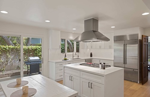 Del Monte Forest House | Pebble Beach Hacienda: 4 bedroom 4 bath close to the Ocean and Golf