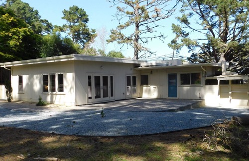 Del Monte Forest House | Pebble Beach Quiet Getaway