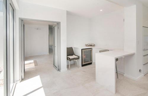 Geographe House | Pebbles by the Sea