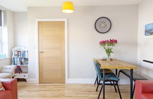 East Wittering House | Pebblestone