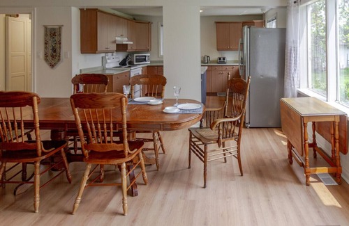 Prince Edward House | PEC Waterview Getaway