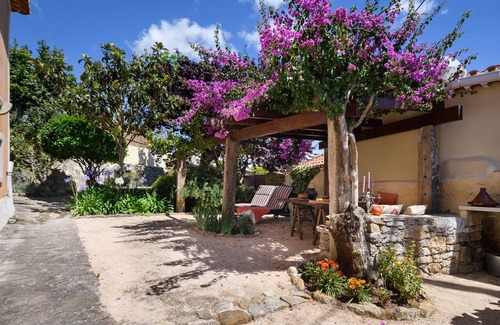 Monserrate Villa | Pedra & Cal, a spacious 200 year old village house
