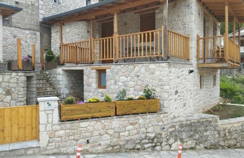 Metsovo House | Pefkos House