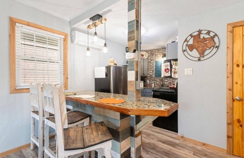 Denison Apartment | Peg's Place Efficiency Apt in Denison TX