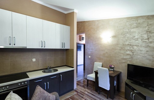 Glavatske Kucice Apartment | Pejovic Residence in Budva