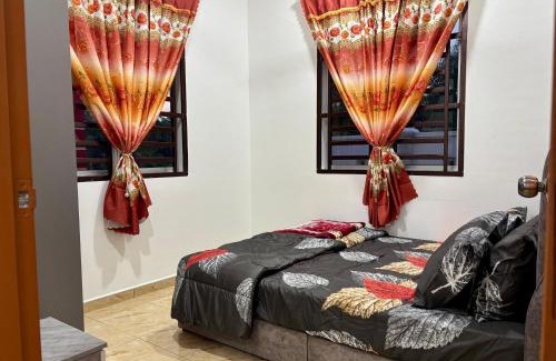 Serom House | Pelangi Highway Homestay Merah, A1
