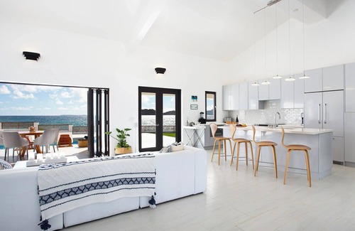 Blowing Point Villa | Pelican Bay Villa - A Pristine New Remodel