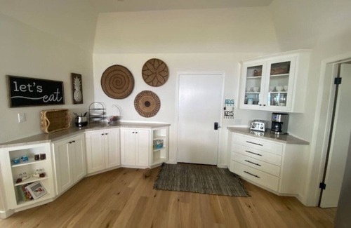 North Lakeport House | Pelican - Lake Front Lakeport