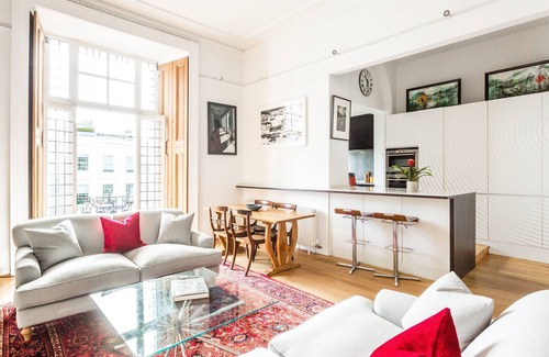 Pembridge Apartment | Pembridge Villas IV by onefinestay