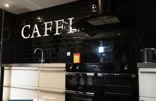 Rhyd-y-clafdy House | Pen 'isar Lon Farm