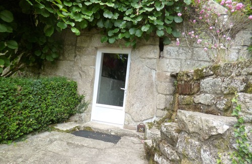 Bieuzy House | Pen Ty of a large and old Breton longère, no animals