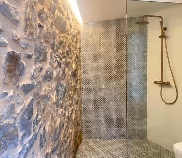 Merza House | Pena De Roca